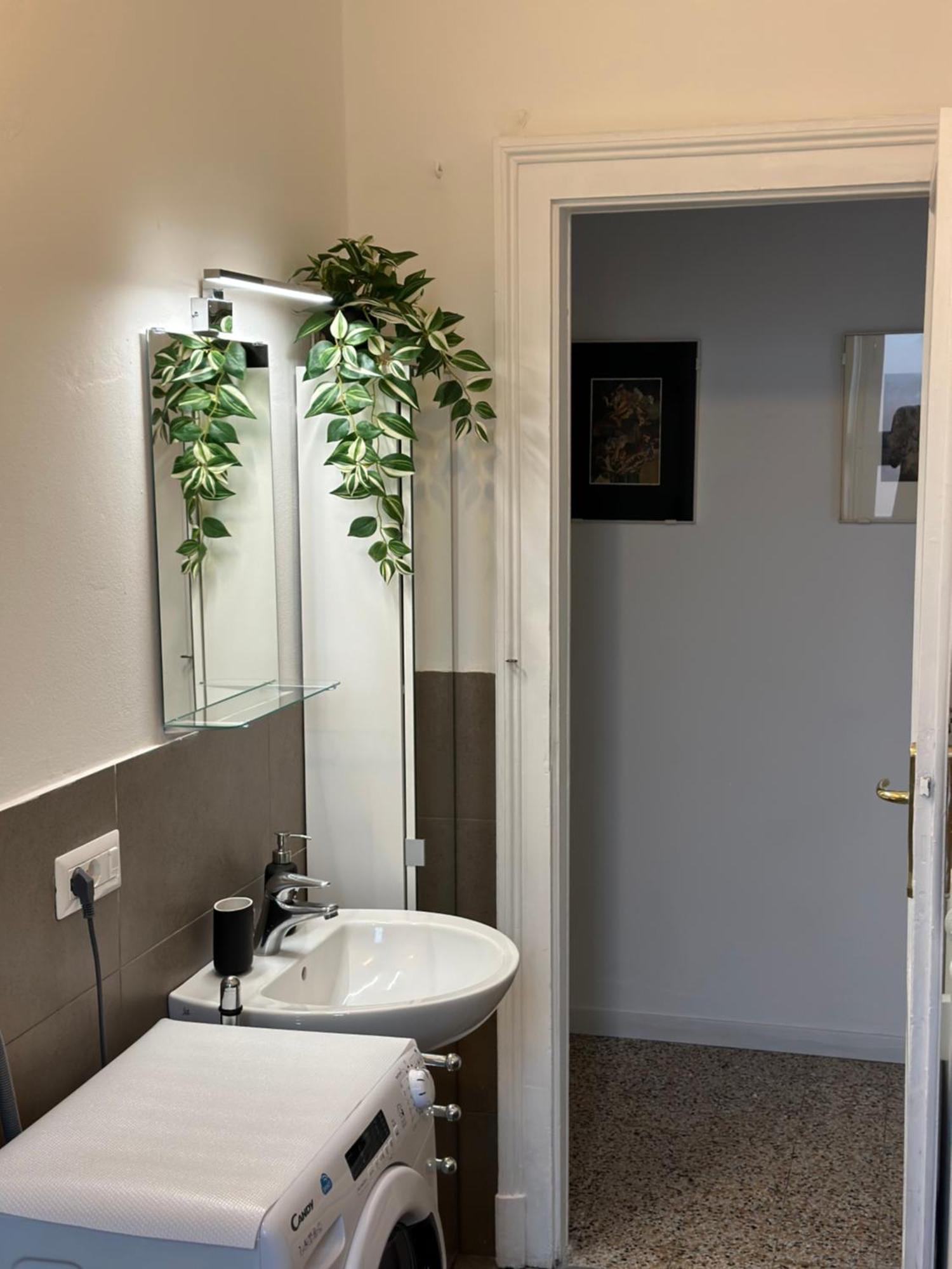 מילאנו Xenia Apartments - Bright And Elegant Apartment מראה חיצוני תמונה